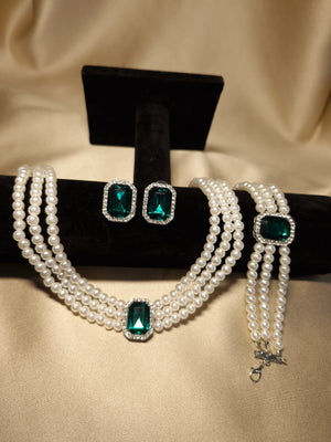 Set imperial cu Perle si Cristale Verde Smarald