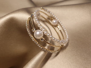 Bratara 3 in 1 cu Perle și Cristale Gold - Lucky Charm