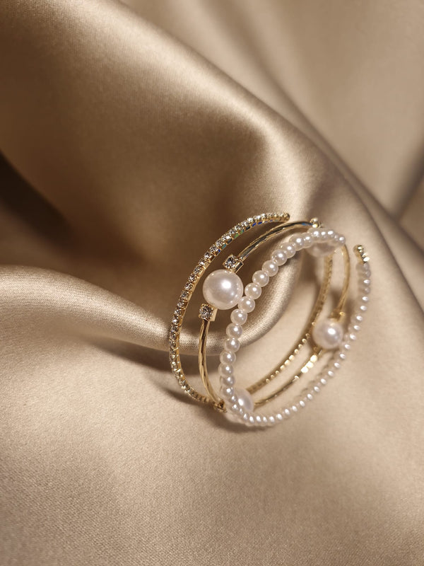 Bratara 3 in 1 cu Perle și Cristale Gold - Lucky Charm