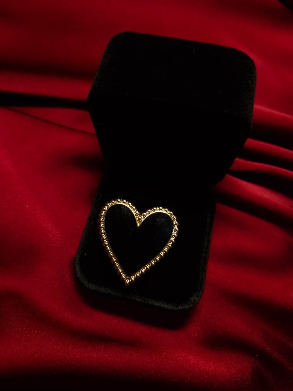 Inel inima Gold Black - Lucky Charm